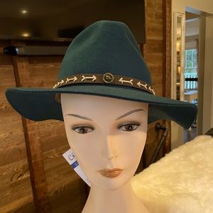 Brand NEW Jade Conner Australian Wool Hat